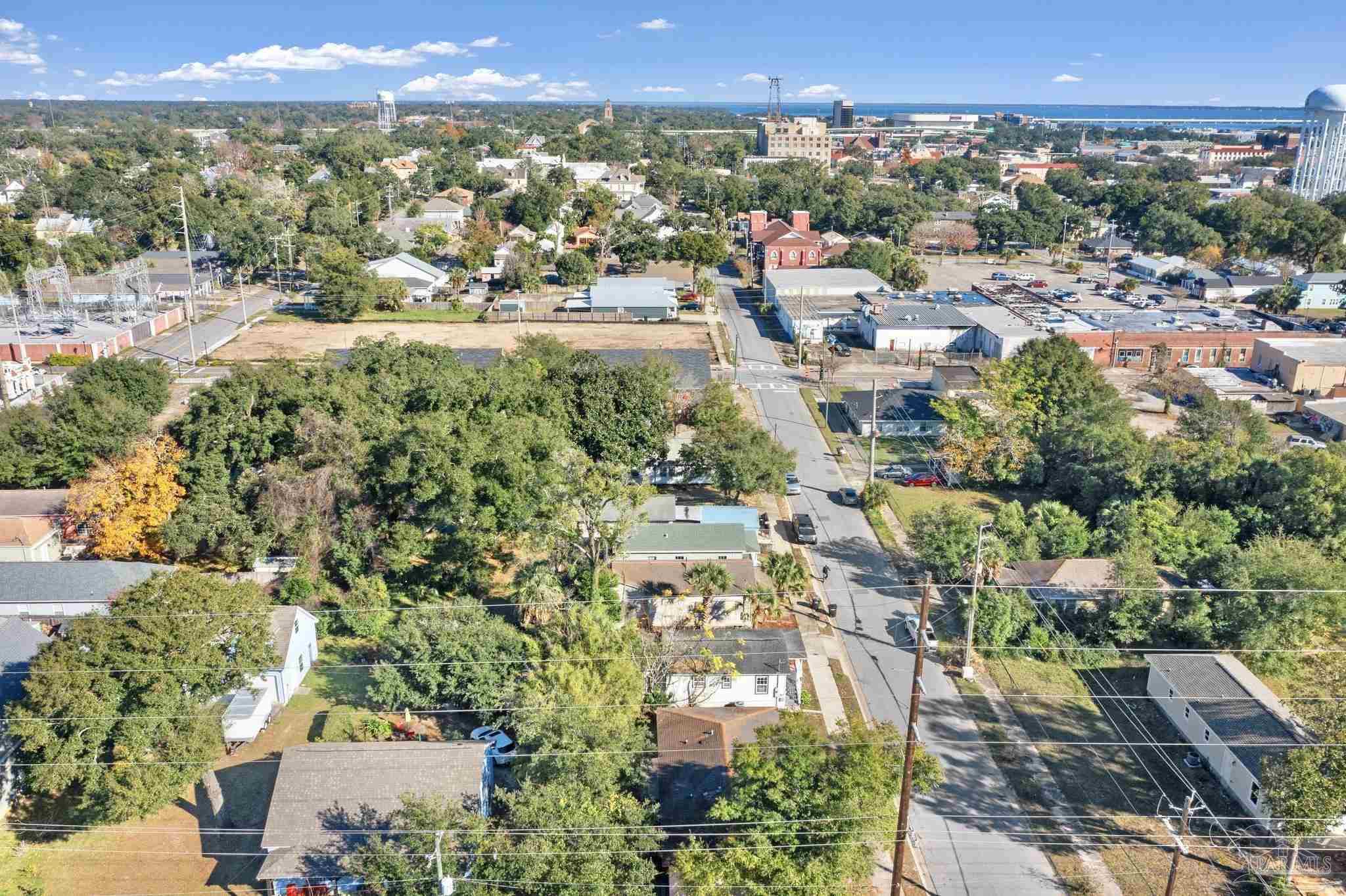 520 West La Rua Street Pensacola, FL 32501 - Photo 32 of 44
