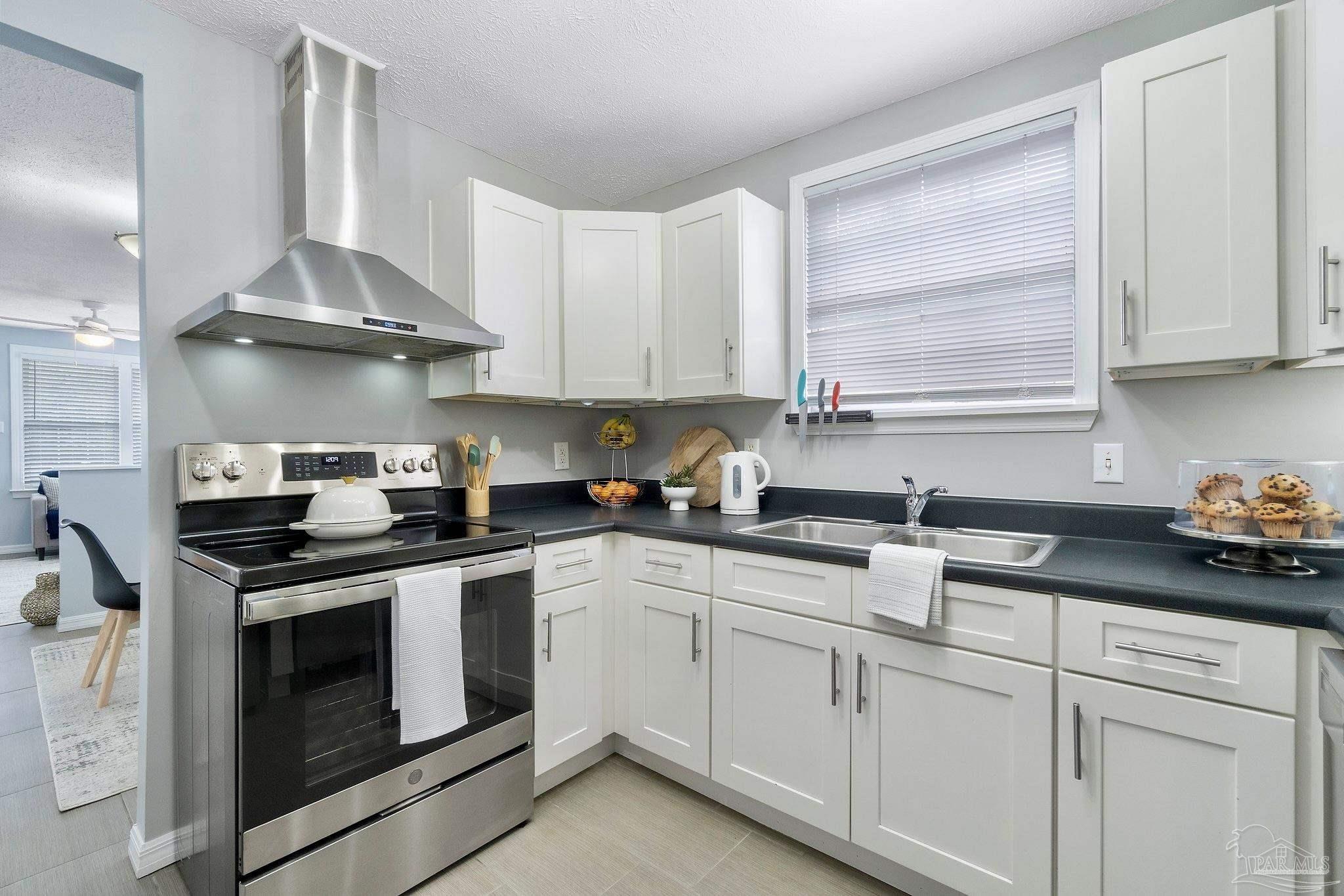 520 West La Rua Street Pensacola, FL 32501 - Photo 10 of 44