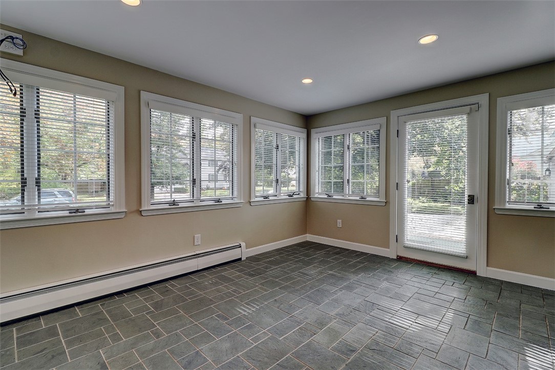 21 Lantern Lane Barrington, RI 02806 - Photo 14 of 25