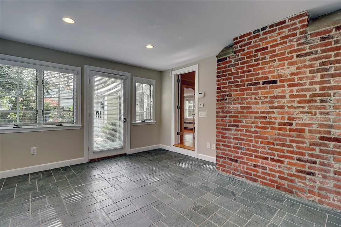 21 Lantern Lane Barrington, RI 02806 - Photo 15 of 25