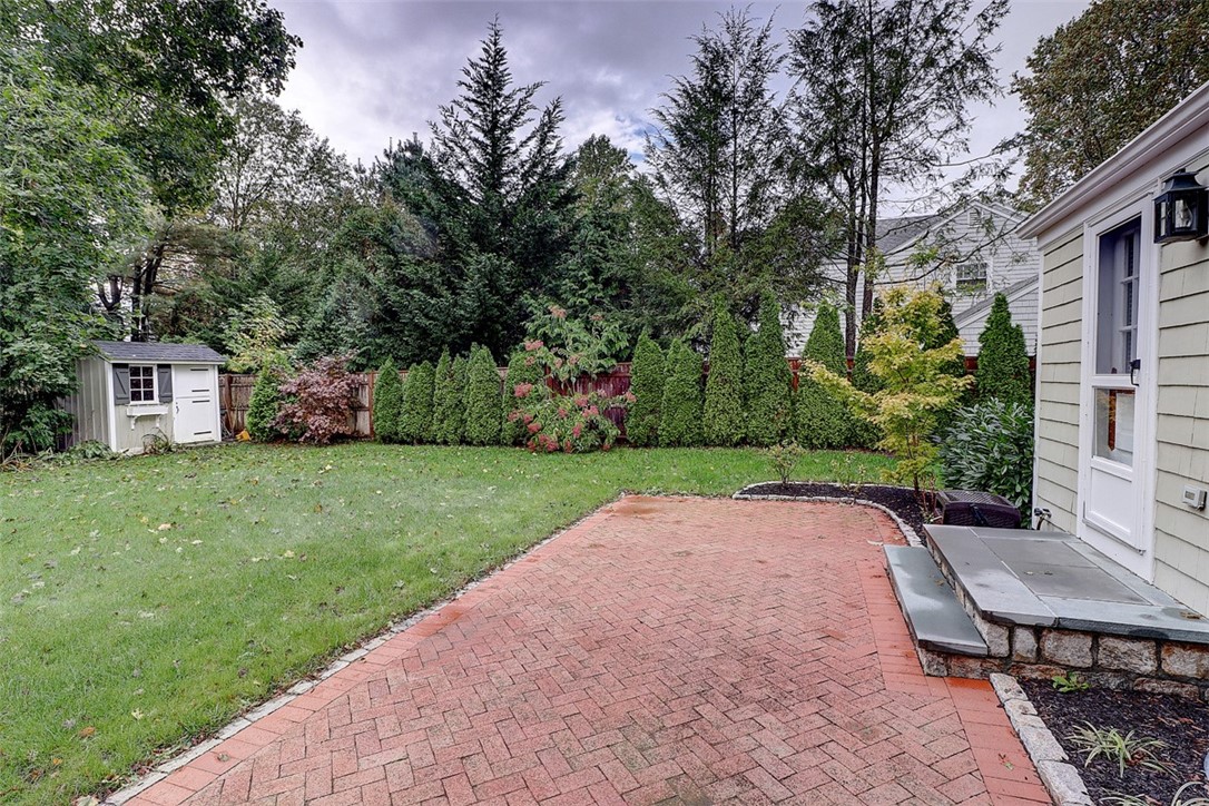 21 Lantern Lane Barrington, RI 02806 - Photo 23 of 25