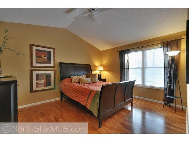 4926 Bayswater Road Minnetonka, MN 55345 - Photo 5 of 14 Gallery Image 5