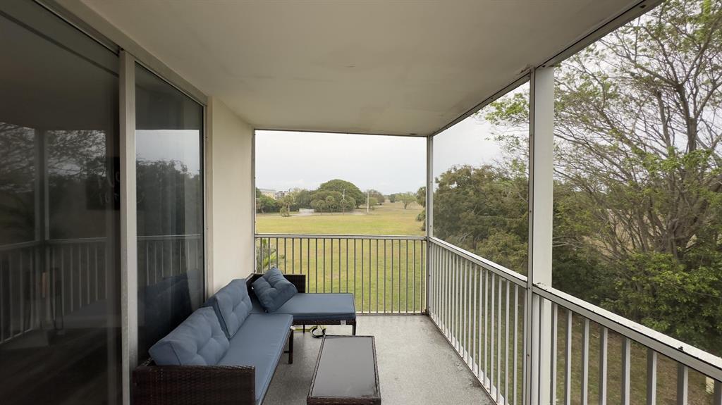 5700 Northwest 2nd Avenue, Unit 301 Boca Raton, FL 33487 - Photo 5 of 7 5700 p