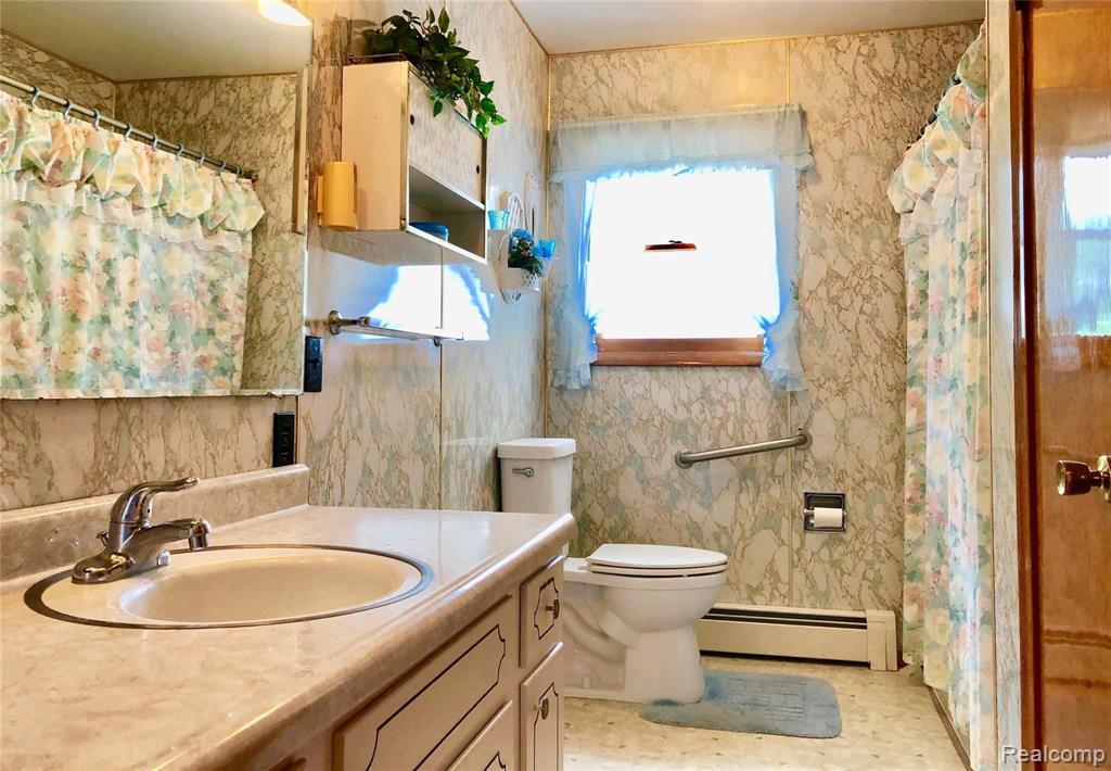 4036 Columbiaville Road Columbiaville, MI 48421 - Photo 11 of 34