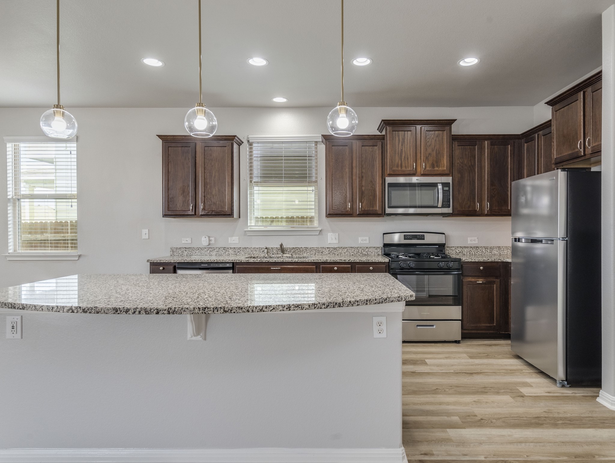 424 Wapiti Road Buda, TX 78610 - Photo 11 of 32 Gallery Image 11