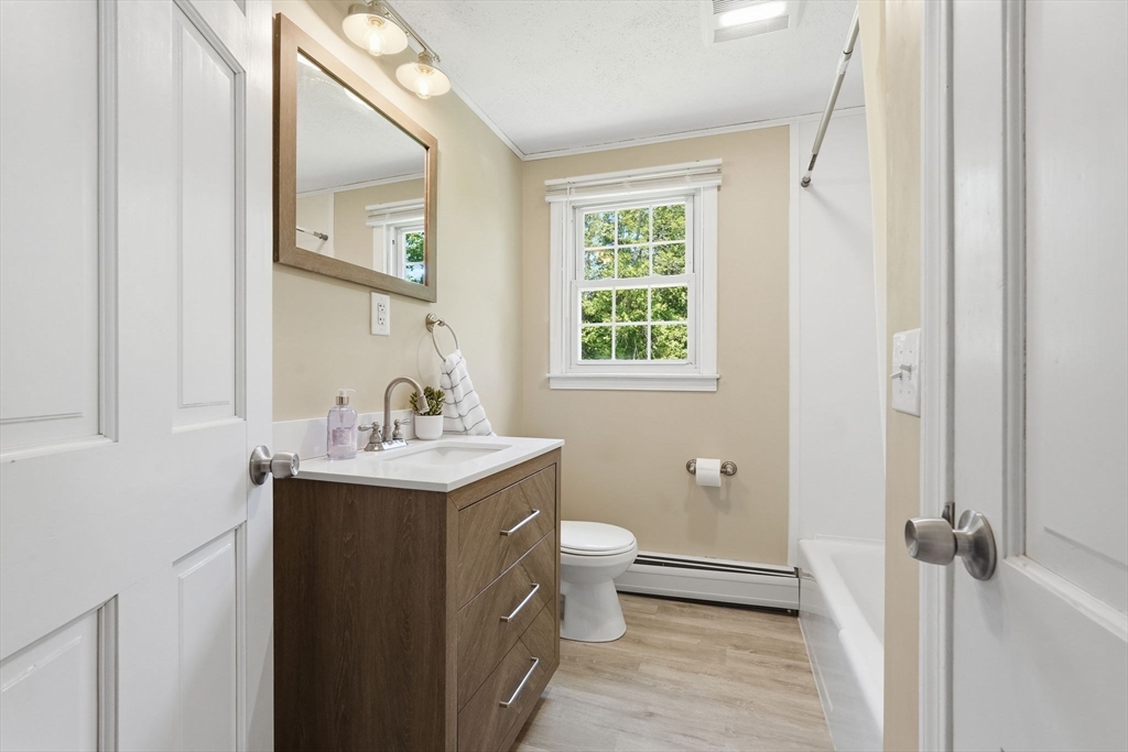 1107 North Pleasant Street Amherst, MA 01002 - Photo 26 of 42