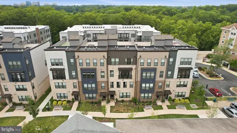 $850,000 | 1702 Bandit Loop, Unit 19B, Reston, VA 20190