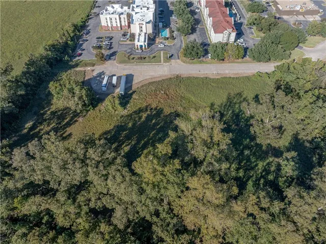 $550,000 | 6109 West Calhoun Drive, Alexandria, LA 71303