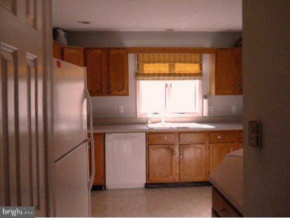98 Ash Road Manahawkin, NJ 08050 - Photo 6 of 13
