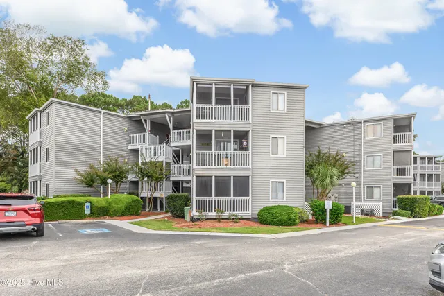 $164,900 | 10170 Beach Drive Southwest, Unit 3305, Calabash, NC 28467
