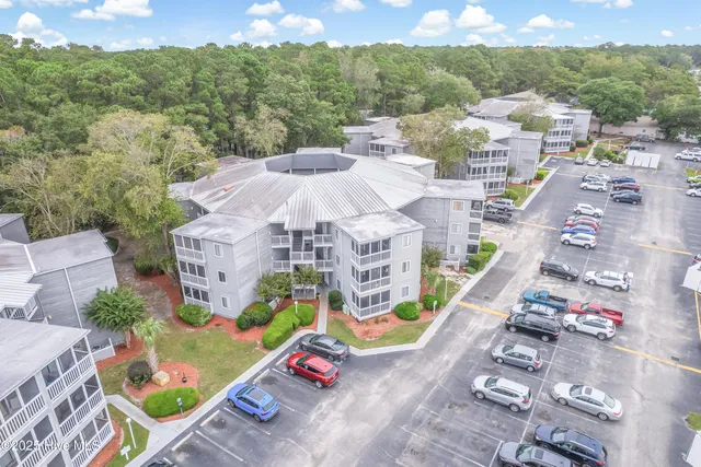 $164,900 | 10170 Beach Drive Southwest, Unit 3305, Calabash, NC 28467
