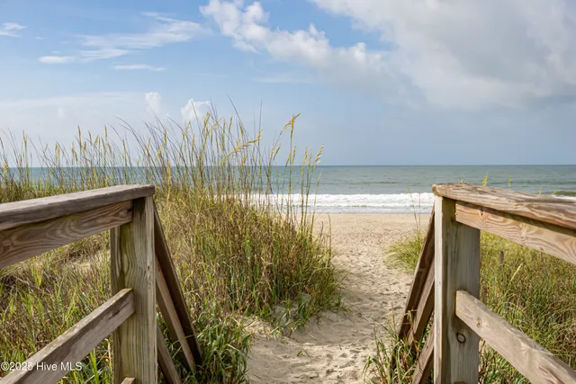 $164,900 | 10170 Beach Drive Southwest, Unit 3305, Calabash, NC 28467