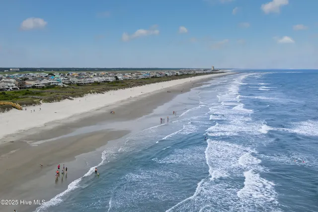 $164,900 | 10170 Beach Drive Southwest, Unit 3305, Calabash, NC 28467
