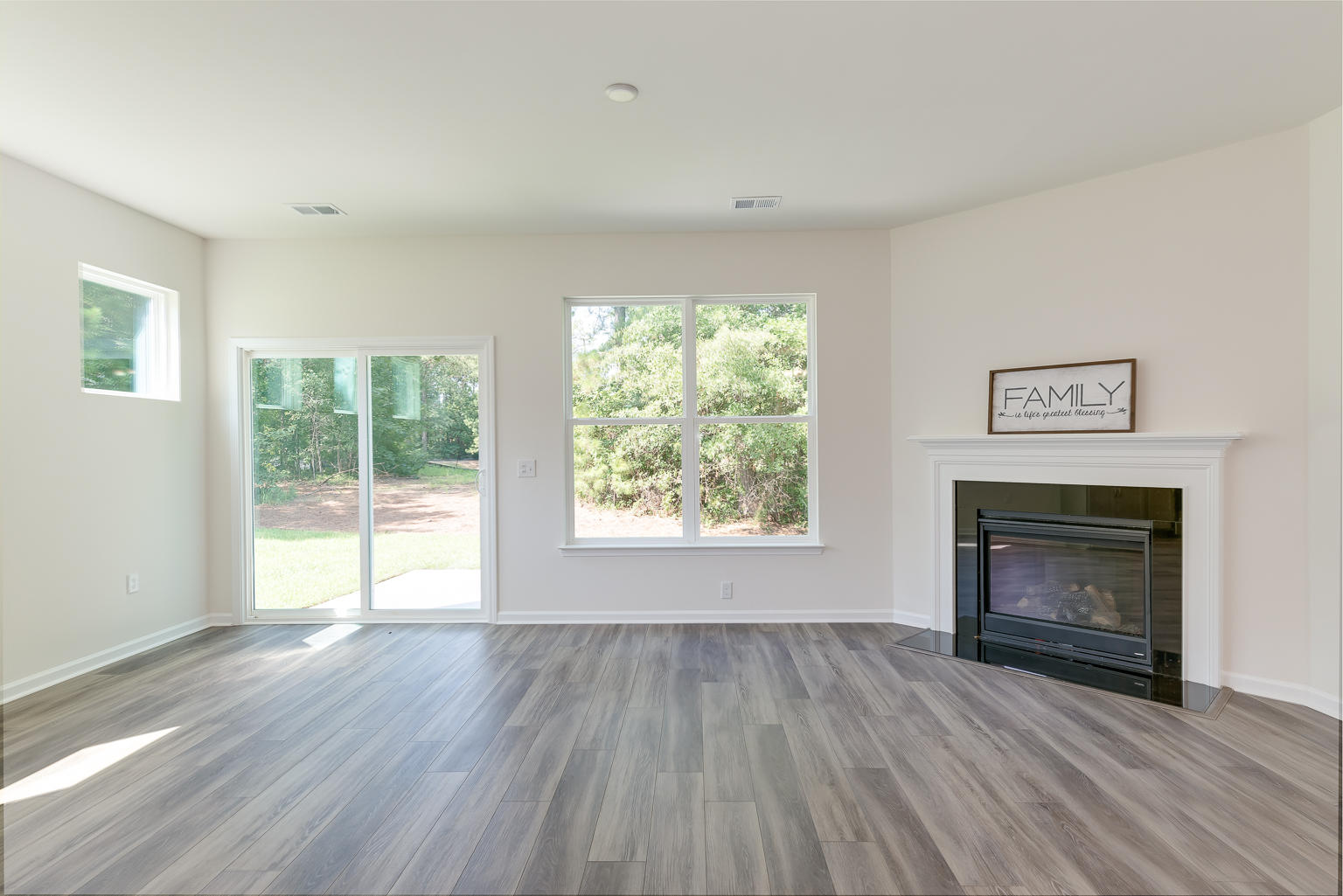 102 Alpine Road Summerville, SC 29485 - Photo 13 of 47 102alpine-24