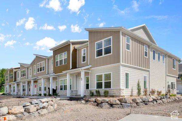 $374,900 | 2260 West 1400 North, Unit 176, Ogden, UT 84404