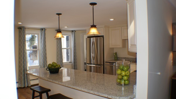 11 Robin Road Lynnfield, MA 01940 - Photo 6 of 30 Gallery Image 6