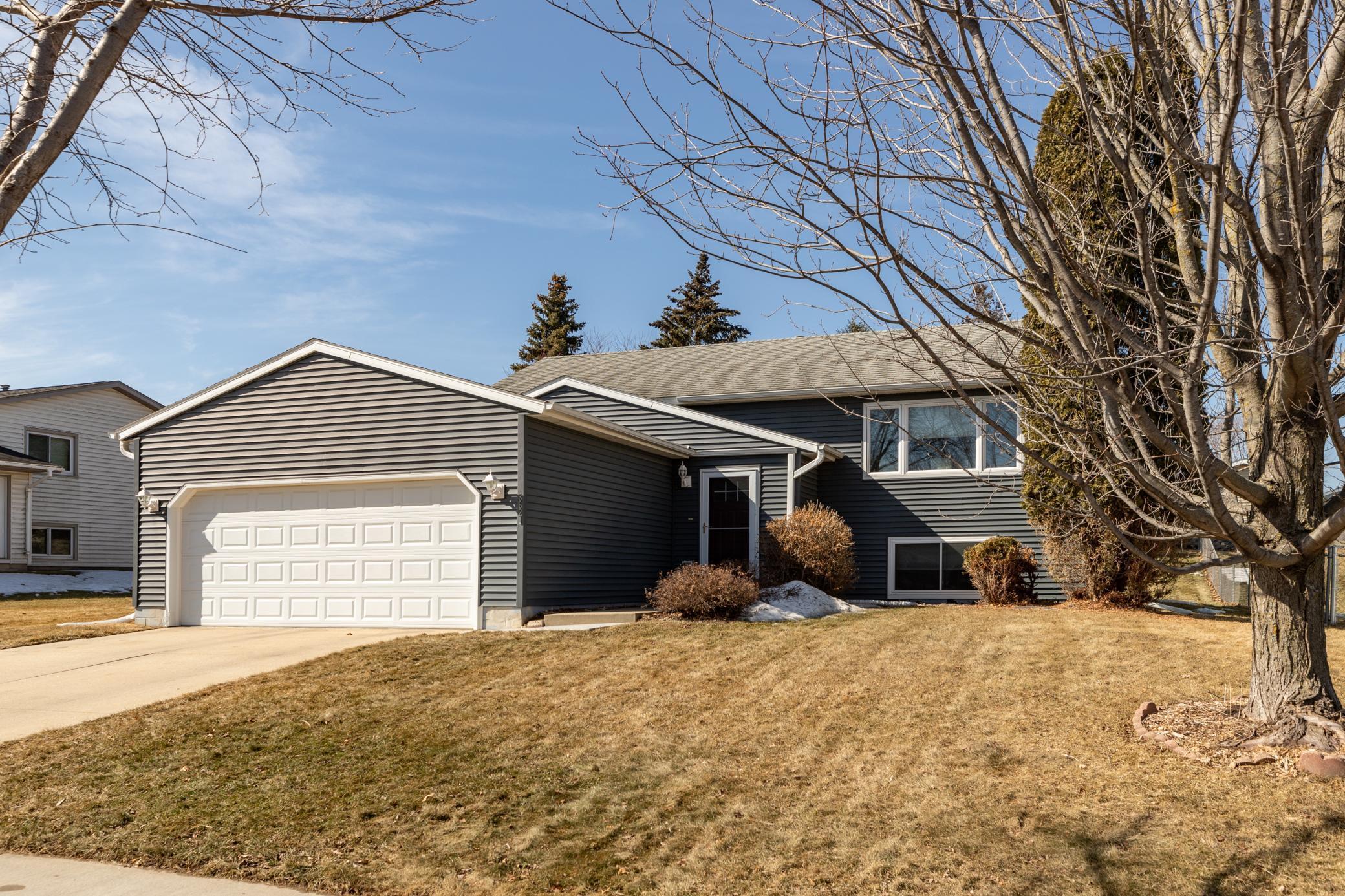 3621 10th Avenue Southwest Rochester, MN 55902 - Photo 1 of 1