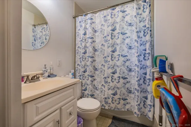 $469,000 | 125 Alexander Drive, Bridgeport, CT 06606