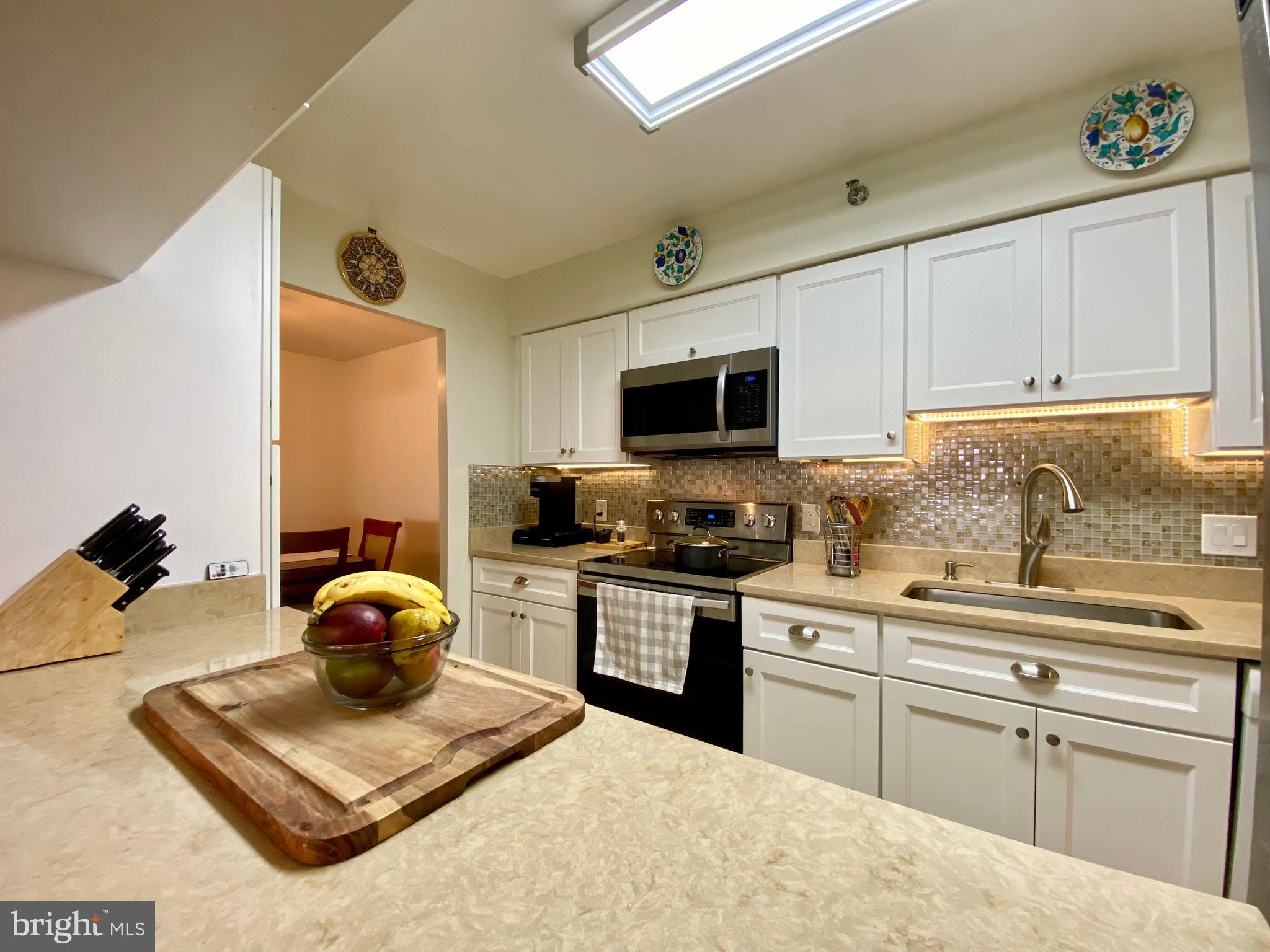 1301 North Courthouse Road, Unit 812 Arlington, VA 22201 - Photo 7 of 44 Renovated Kitchen has beautiful counters