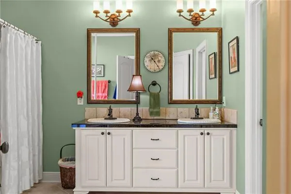 $319,000 | 4801 Paradise Point Drive, Ball, LA 71405