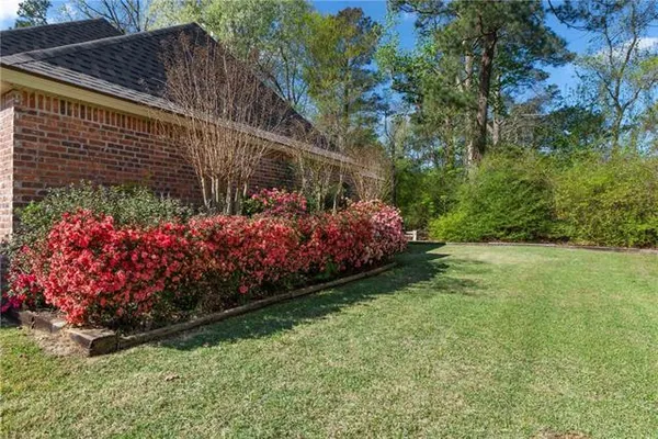 $319,000 | 4801 Paradise Point Drive, Ball, LA 71405