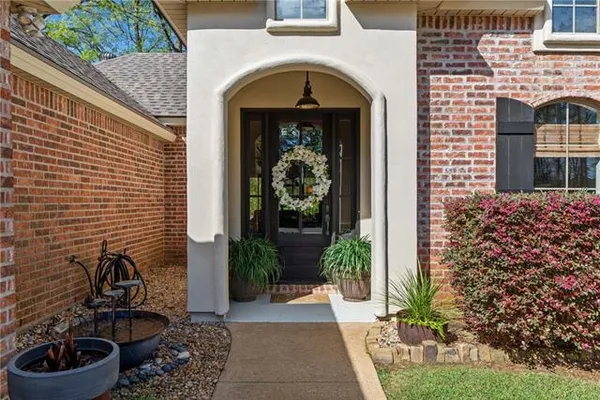 $319,000 | 4801 Paradise Point Drive, Ball, LA 71405