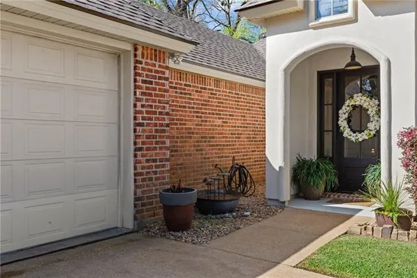 $319,000 | 4801 Paradise Point Drive, Ball, LA 71405