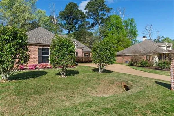 $319,000 | 4801 Paradise Point Drive, Ball, LA 71405