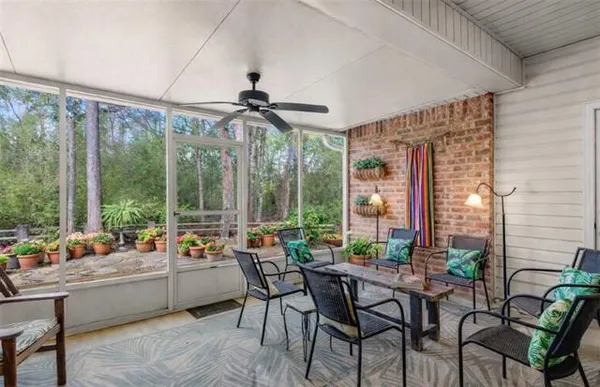 $319,000 | 4801 Paradise Point Drive, Ball, LA 71405