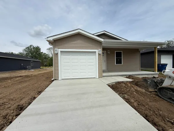 $219,000 | 511 College Avenue, Mitchell, IN 47446