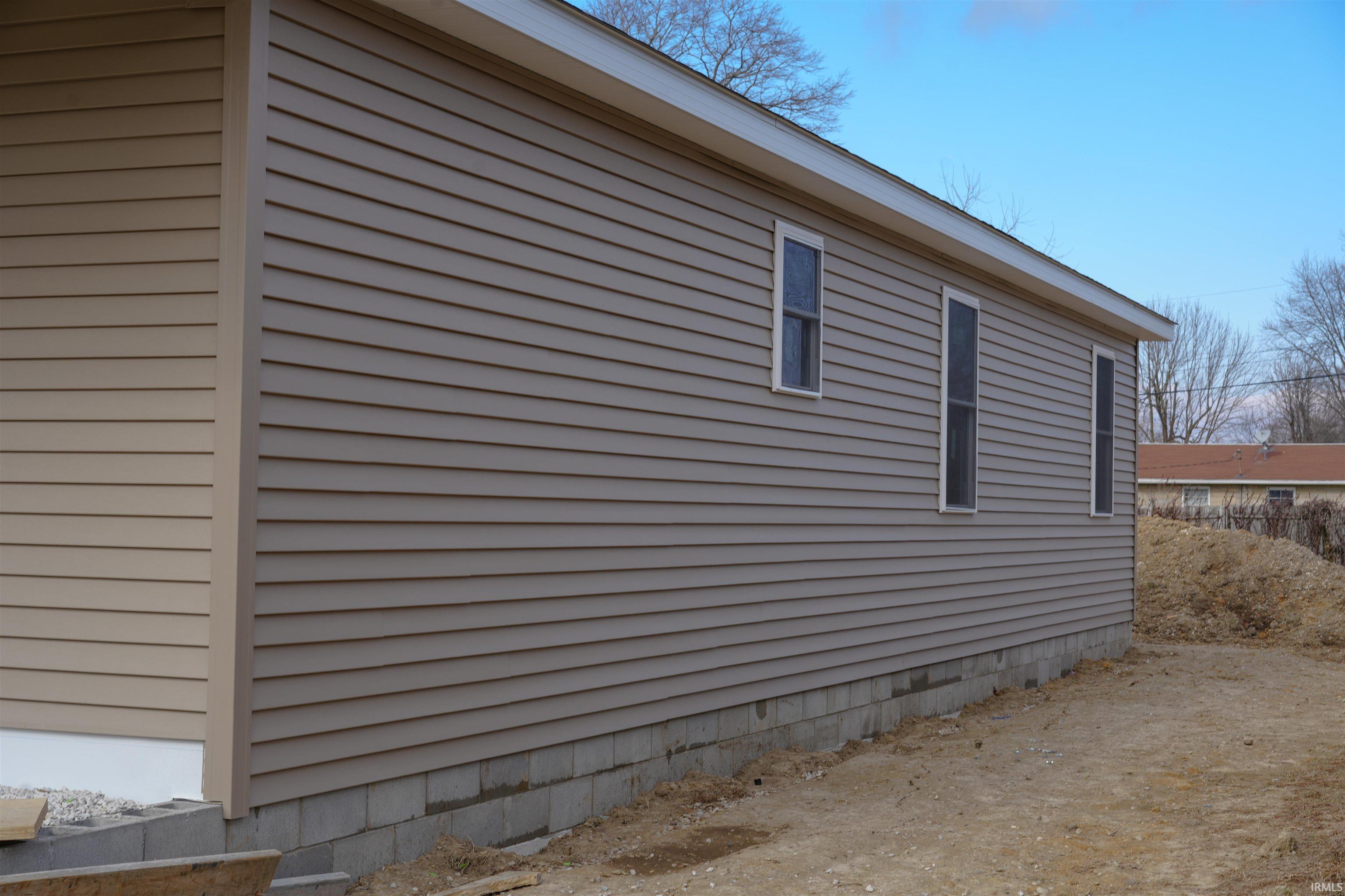 511 College Avenue Mitchell, IN 47446 - Photo 2 of 6