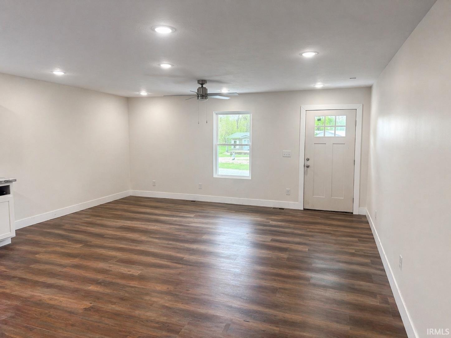 511 College Avenue Mitchell, IN 47446 - Photo 3 of 16