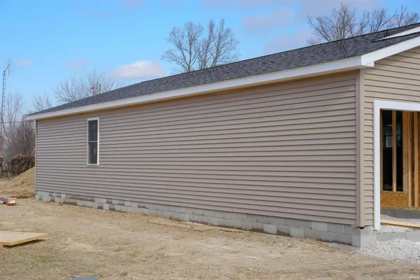 $219,000 | 511 College Avenue, Mitchell, IN 47446