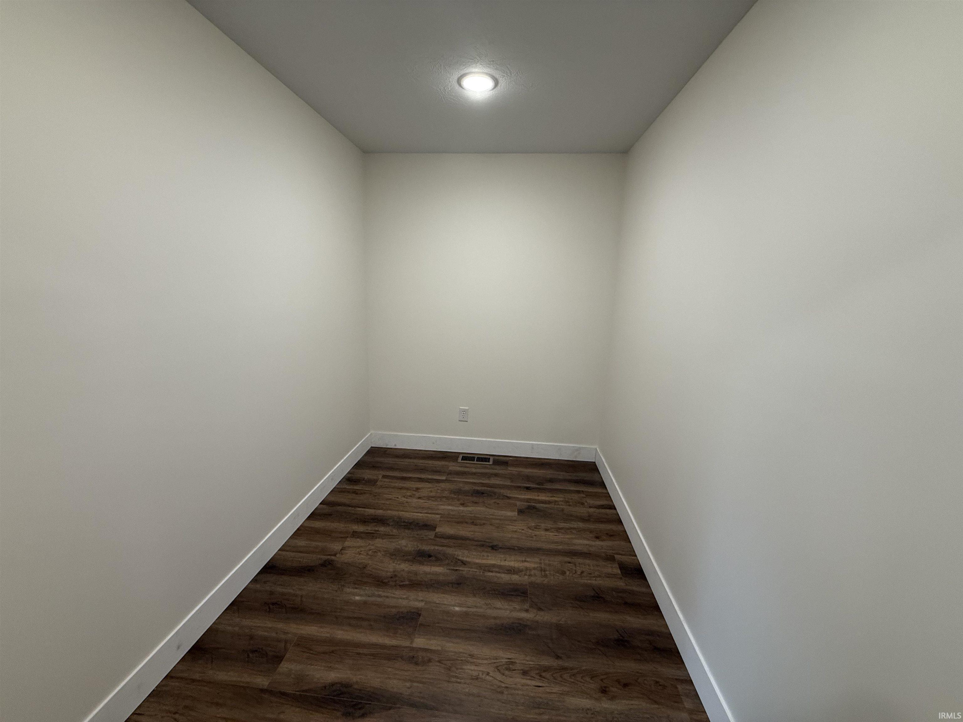 511 College Avenue Mitchell, IN 47446 - Photo 5 of 16