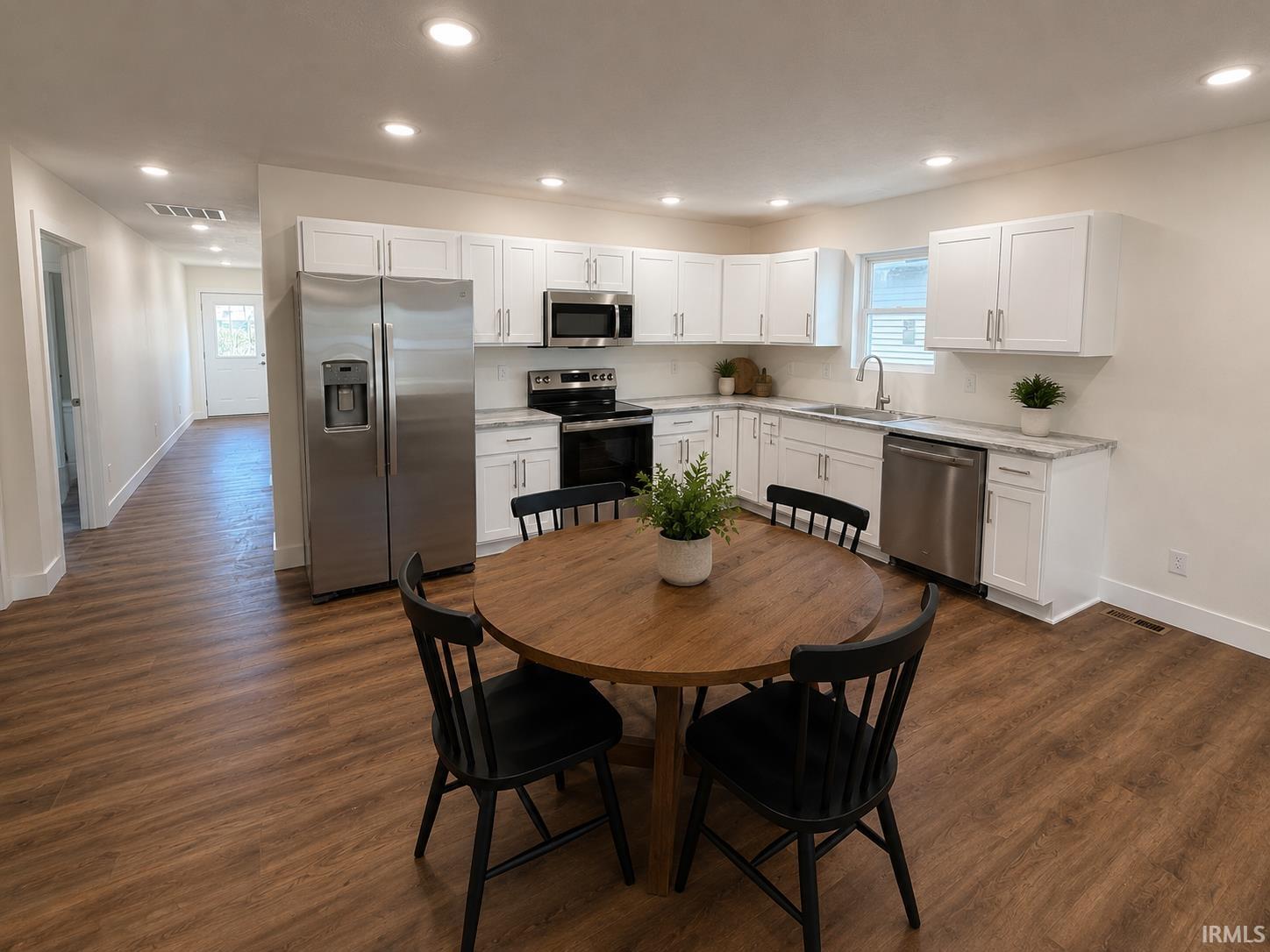 511 College Avenue Mitchell, IN 47446 - Photo 5 of 18