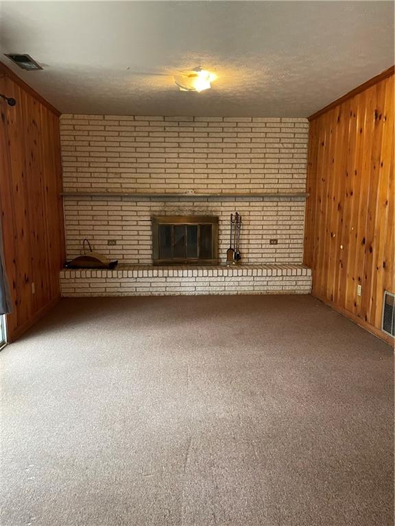 350 Peyton Place Southwest Atlanta, GA 30311 - Photo 4 of 14 a view of an empty room with a fireplace