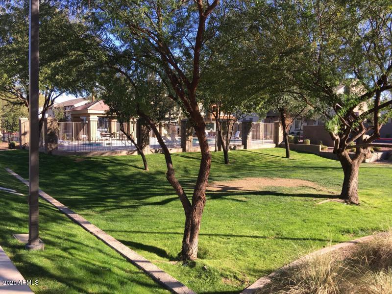 2727 North Price Road, Unit 83 Chandler, AZ 85224 - Photo 21 of 28 Community Greenbelt 1