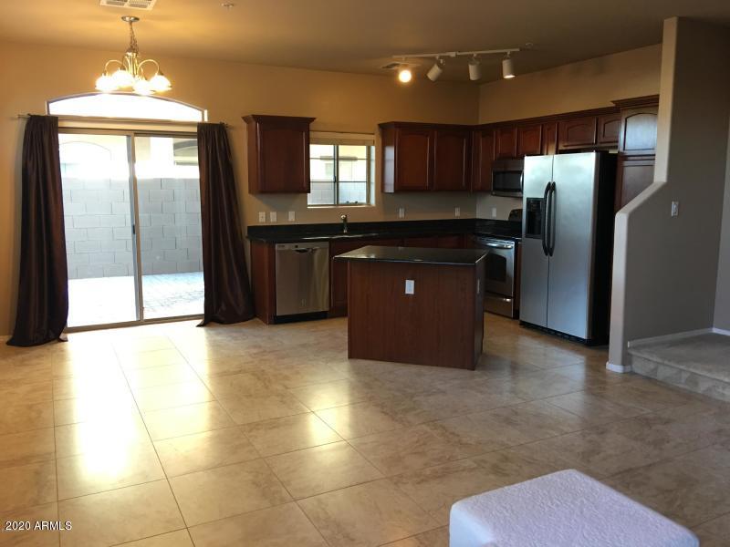 2727 North Price Road, Unit 83 Chandler, AZ 85224 - Photo 7 of 28 Kitchen 2