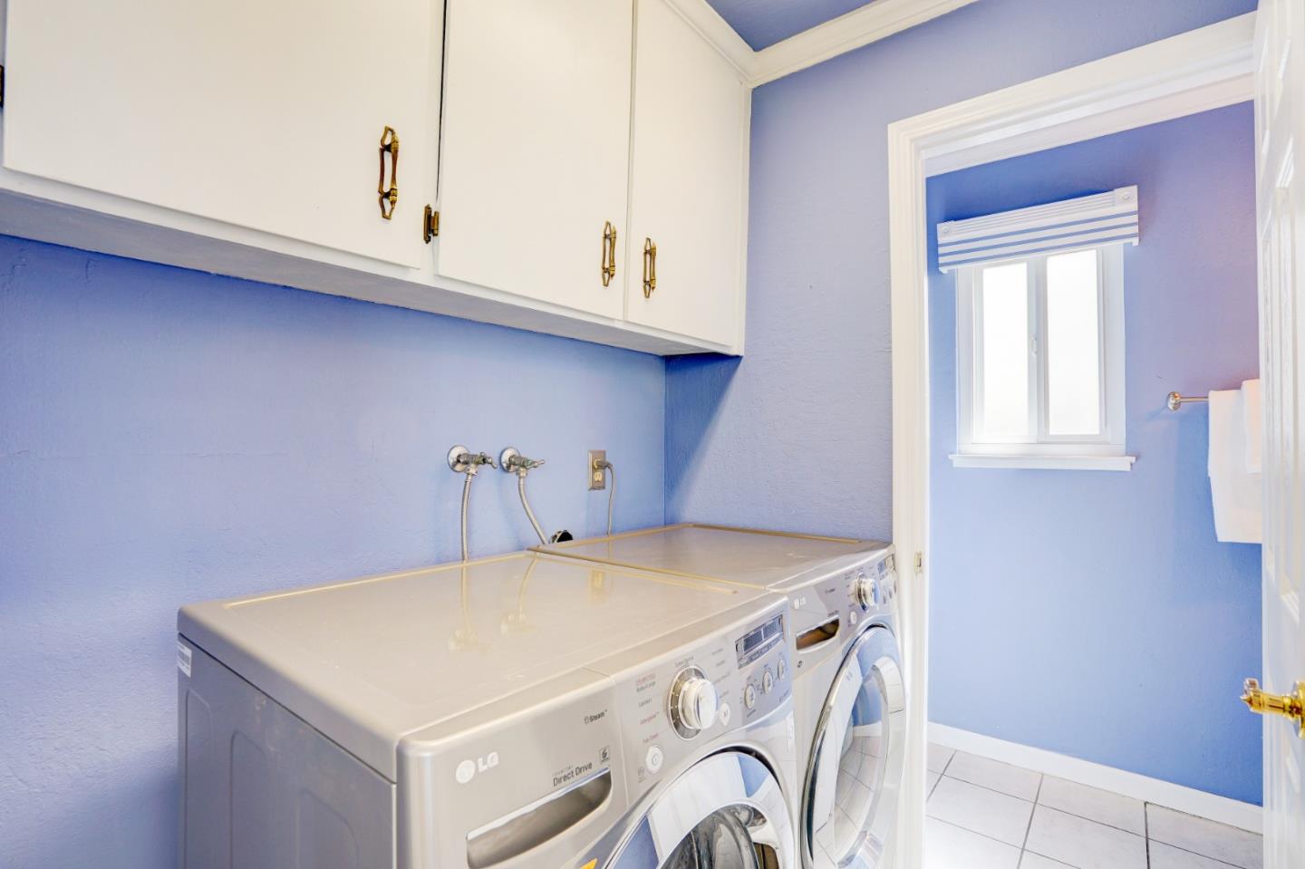 2945 Berryessa Road San Jose, CA 95132 - Photo 20 of 49 a utility room with dryer and washer