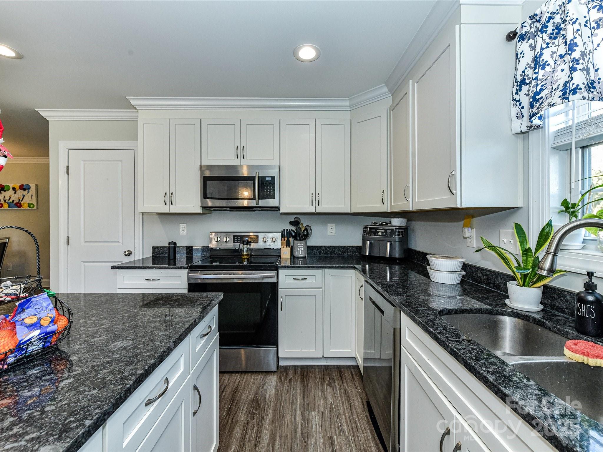 124 Cypress Street Southwest Concord, NC 28025 - Photo 8 of 28