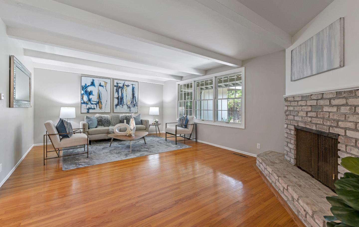 205 Mistletoe Road Los Gatos, CA 95032 - Photo 7 of 33 Gallery Image 7