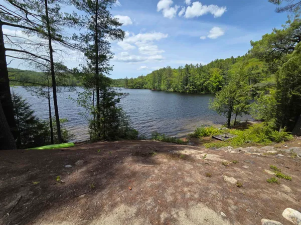 $375,000 | 57 Tewksbury Pond Landing, Grafton, NH 03240