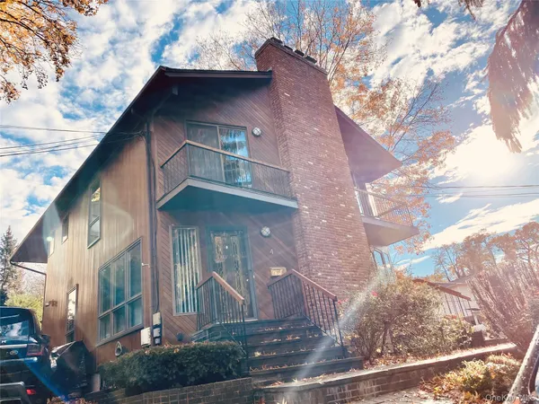 $3,850 | 4 Avenue B, Port Washington, NY 11050