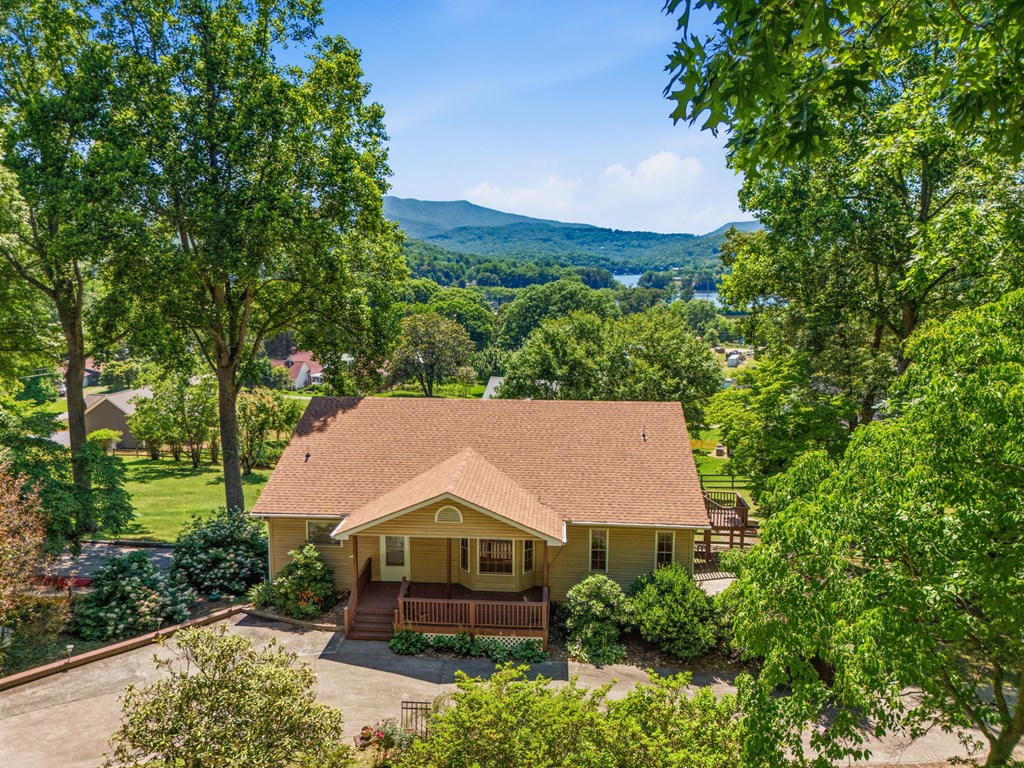 651 McRidge Road Hiawassee, GA 30546 - Photo 5 of 57
