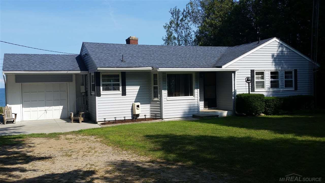 4175 Lakeshore Road Lexington, MI 48450 - Photo 1 of 48 Front of house