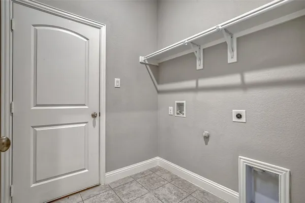 $2,250 | 207 Gardenia Drive, Royse City, TX 75189
