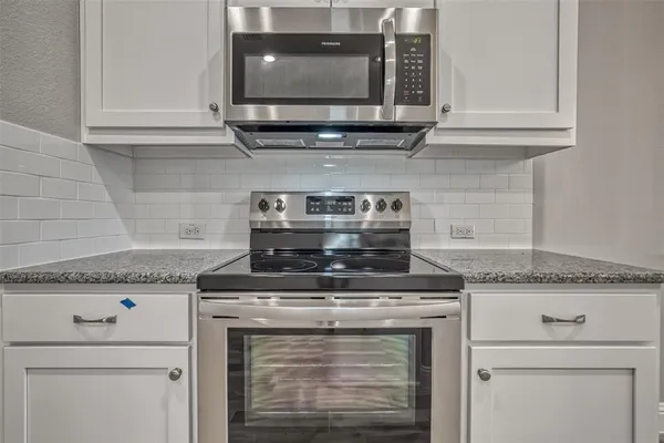 $2,250 | 207 Gardenia Drive, Royse City, TX 75189