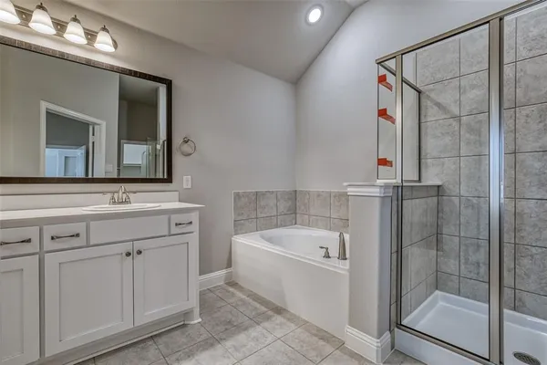 $2,250 | 207 Gardenia Drive, Royse City, TX 75189