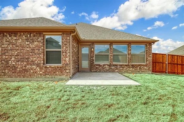 $2,250 | 207 Gardenia Drive, Royse City, TX 75189
