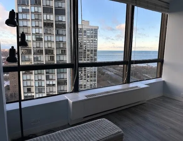 $205,000 | 5415 North Sheridan Road, Unit 3008, Chicago, IL 60640